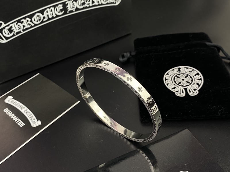 Ch*0me He**ts bracelets